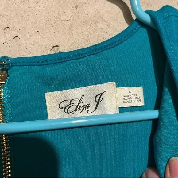 Eliza J Fit & Flare Dress Teal Pleats Sz 6 Exposed Back Zipper Cap Sleeves - Picture 3 of 8